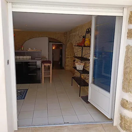 Entre Vignes Et Oliviers Apartment *